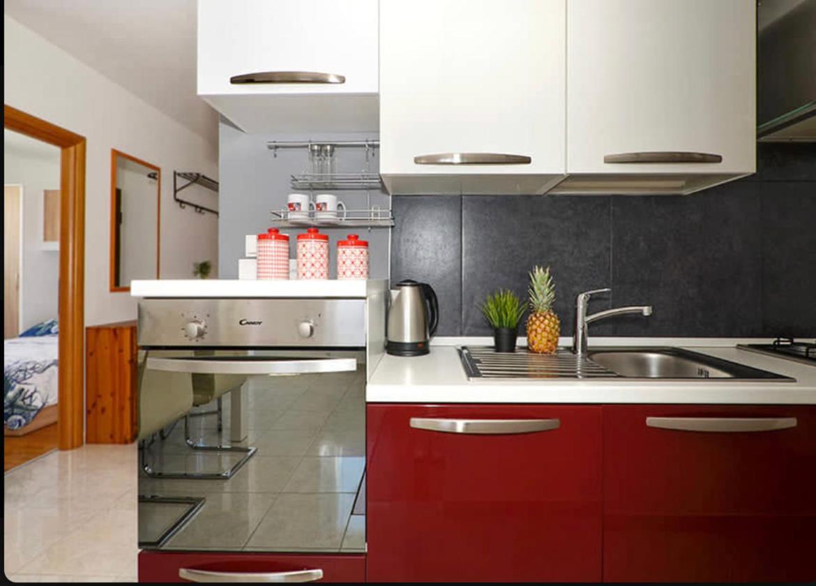 פודסטראנה Apartment Charlie מראה חיצוני תמונה