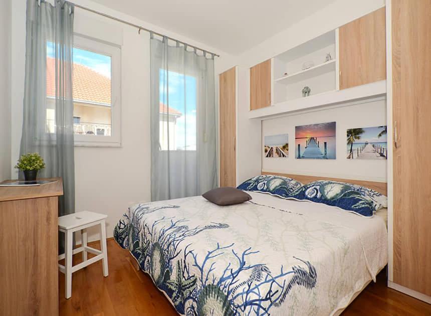 פודסטראנה Apartment Charlie מראה חיצוני תמונה