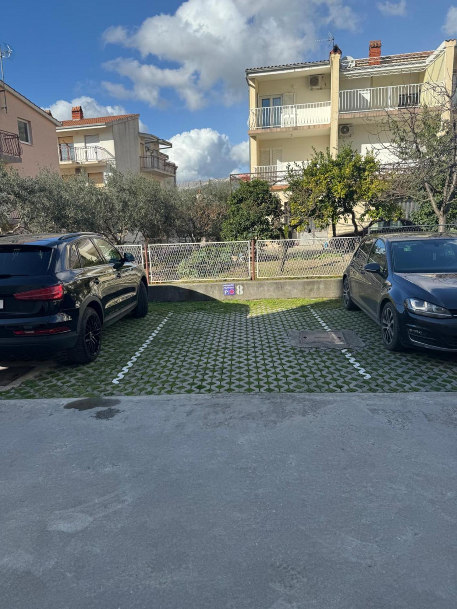פודסטראנה Apartment Charlie מראה חיצוני תמונה